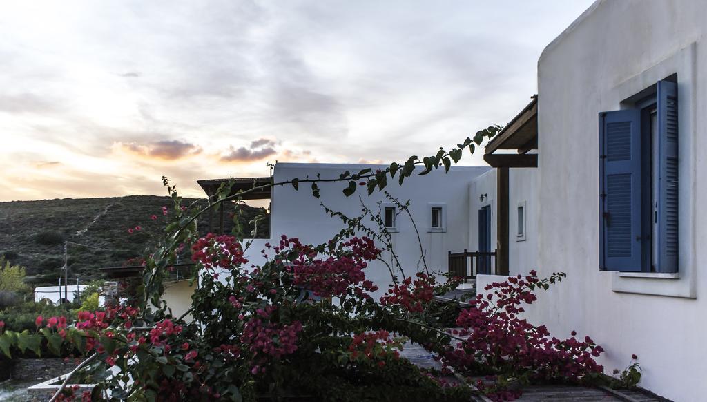 Andros Maisonettes Áyios Pétros Buitenkant foto
